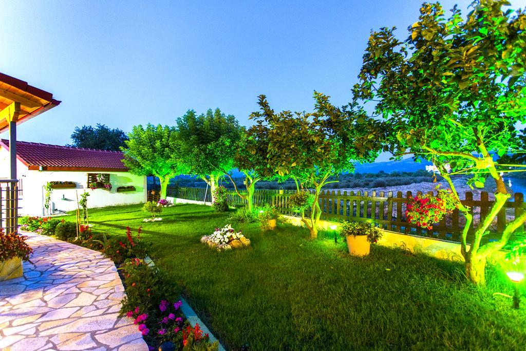 Villa Ikaros Ammoudia Exterior foto